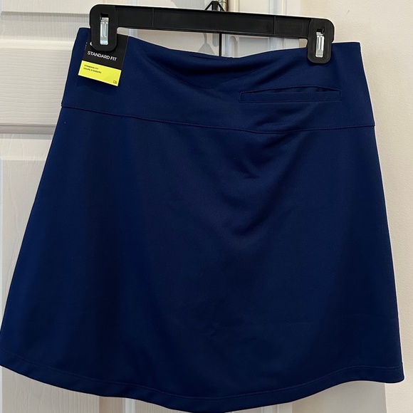 Nike Dry Fit Victory 17" Golf Skort - Picture 8 of 9